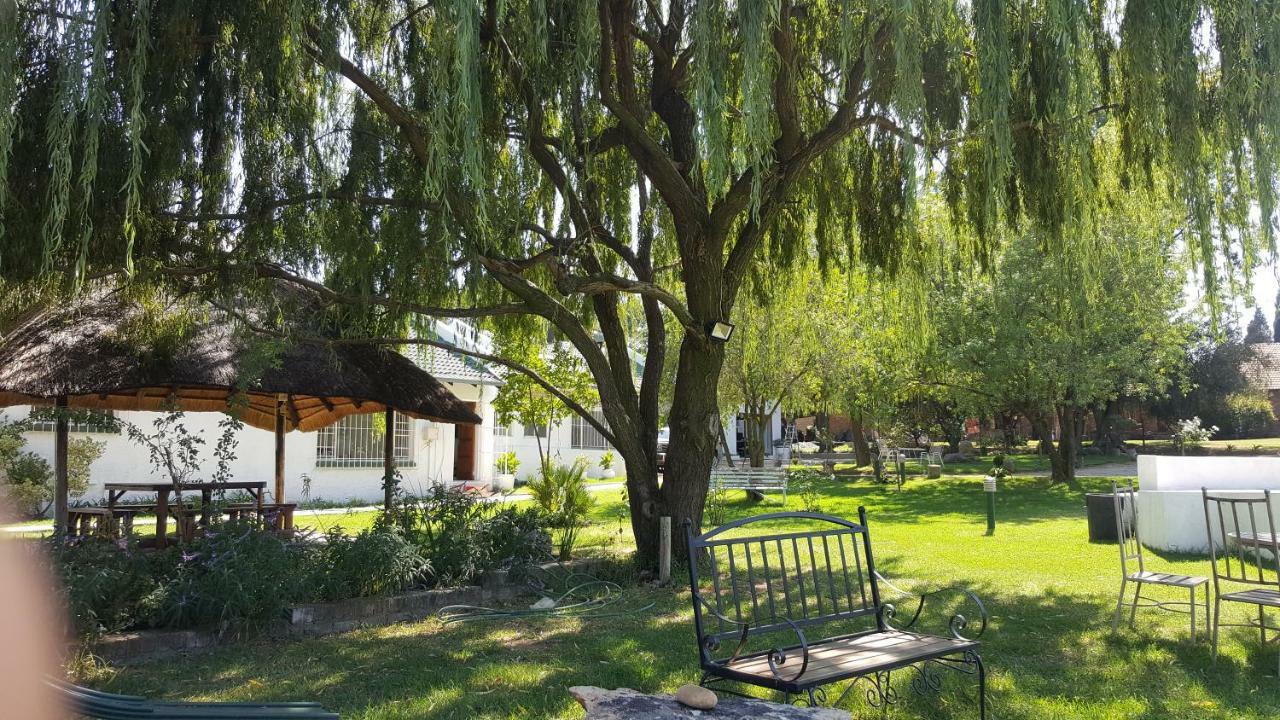 Simbasun Cottages Мидранд Екстериор снимка